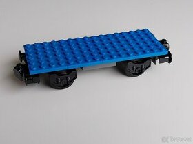 Lego vlak - platforma pro vlastní vagon - 1