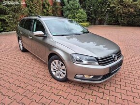 VW Passat 2.0TDI 103kW DSG,tažné,navi,1.maj.serviska,rozvody