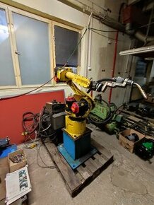 Svařovací Robot Fanuc ARC Mate 100 Be - 1