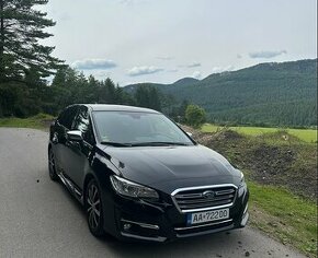 Subaru Levorg 2.0i Active Lineartronic - 1