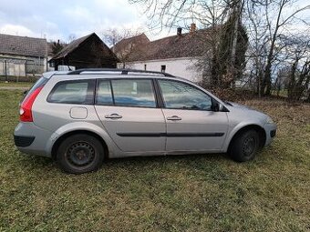 RENAULT MEGANE - 1