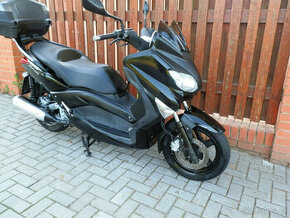 Yamaha X-Max 250 ABS - 1