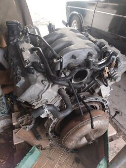 Motor mercedes w210 e240