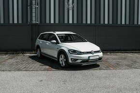 Volkswagen Golf Alltrack WEBASTO 2.0 TDI DSG 4MOTION DPH