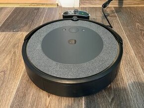 iRobot Roomba i3