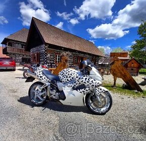 Honda vfr 800 35kw v tp