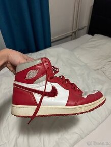 Nike Air Jordan 1 high of “varsity red”