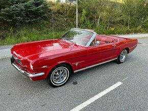 Ford Mustang V8 Cabrio - 1