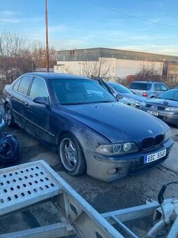 Bmw e39 528i díly