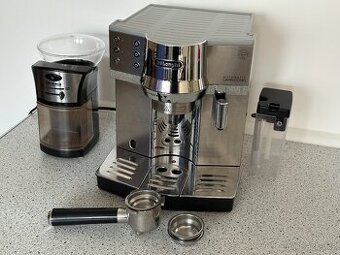 Kávovar pákový DeLonghi EC850.M