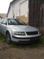 VW Passat 1,6i b5, kód motoru AHL náhradní dily - 1