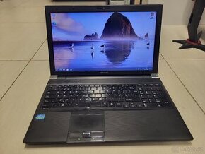 Notebook Toshiba Core i3, 8GB DDR3, 450GB SSD