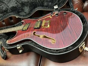 Knaggs Sheyenne Burgundy