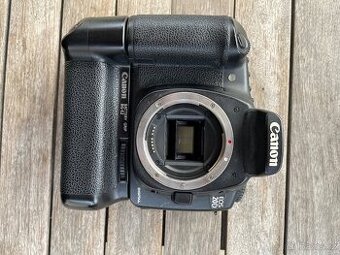 Canon EOS 20D - TOP STAV