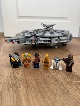 LEGO® Star Wars™ 75257 Millennium Falcon™