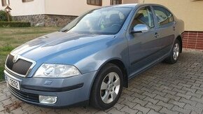 Octavia 2 1.6 MPI 75 kw koupena nová v CR - 1