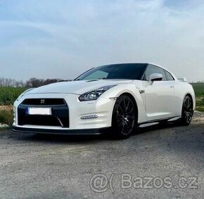 Nissan GT-R