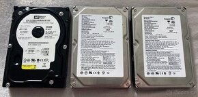 Tri HDD: Western Digital Caviar, Seagate Barracuda