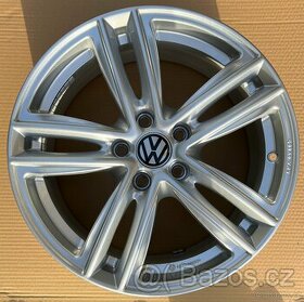 ALU kola 17", 7Jx17, 5x112, ET 38, středová díra 57,1