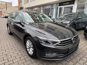 VW Passat B8 2.0 TDI 110kW DSG Tažné Matrix LED Kamera Navi