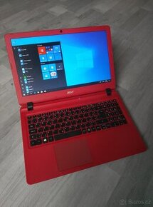 Acer Aspire ES1-523, 4GB, AMD E1, Radeon R2