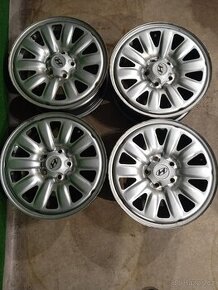 4ks 16" disku Hyundai 5x114,3 et50