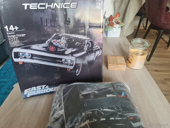 TECHNIC STAVEBNICE 42111 Dom's Dodge Charger NÁHRADA poškoz