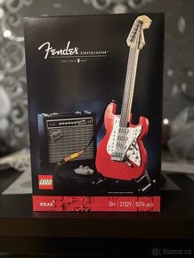 Lego Ideas 21329 Fender Stratocaster