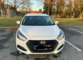 Hyundai i40 combi 2016 1.7 CRDi Led Kamera Navi Senzory - 1