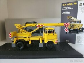 IFA W 50 L ADK 70 autojeřáb 1:43 kompletní