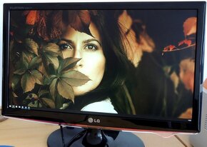 LCD Monitor LG W2261V-PF 22"