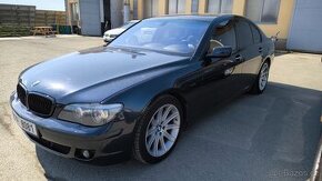 BMW E65 750i