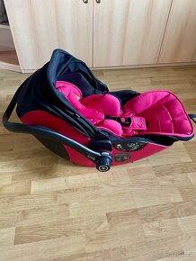 Polohovatelné vajíčko Kiddy Evoluna + isofix a zrcátko