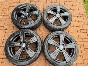 ALU KOLA 5x112 střed 66,5mm 7,5Jx17H2 ET37 205/45R17