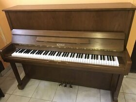 Krásné pianino ROYALE