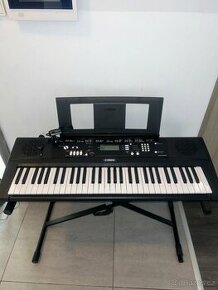 Obrázek k inzerátu: Elektrické piano Yamaha EZ-220