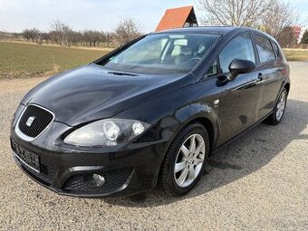 Seat Leon , facelift , 1.2 tsi 77kw  rok 2011