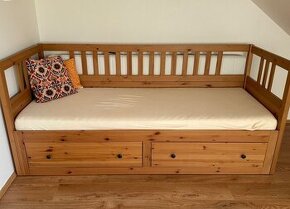 Postel Hemnes +2x matrace