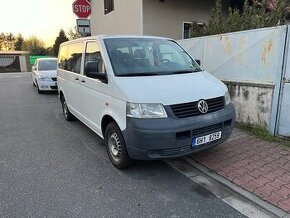 VW Transporter bus