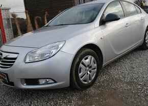 Opel Insignia 1,6 16V 85kW SERVISKA benzín manuál 85 kw