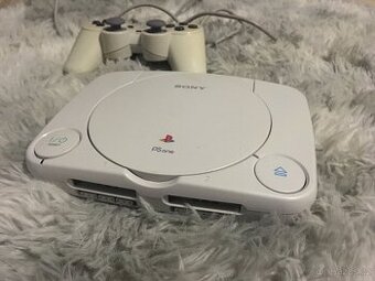 Playstation 1 - 1