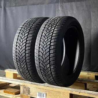 Zimní pneu 215/50 R17 95V Goodyear 8mm - 1