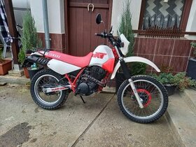 Yamaha XT 350