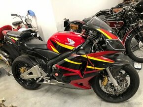 Honda cbr 600 rr