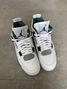 Air Jordan 4 Retro “OXIDIZED GREEN”