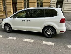 VW Sharan 2.0TDi/130kw HIGHLINE