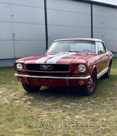 Ford Mustang 1966 convertible - 1