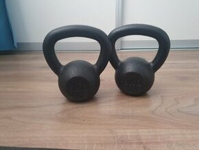 Ocelový kettlebell