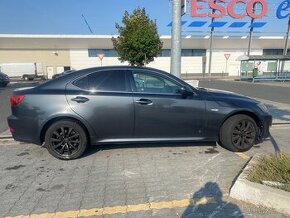 Lexus is220d