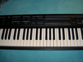 Roland A-33